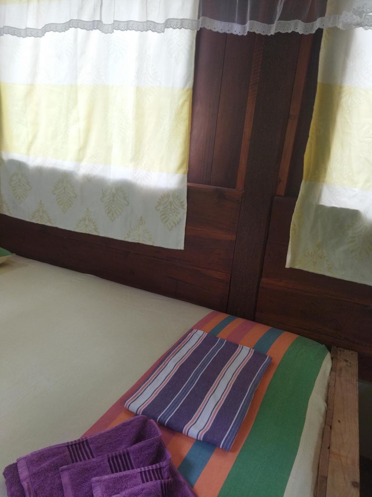 Gold Ocean House Apartment Dickwella Room photo